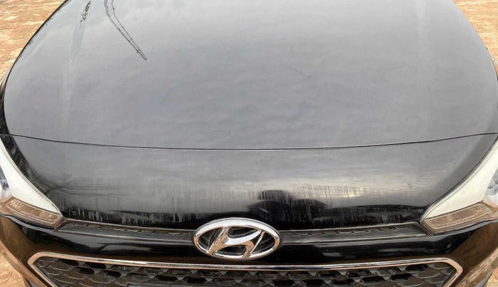 2017 Hyundai Elite i20 ASTA 1.2 (O), Petrol, Manual, 32,243 km, Bonnet (hood) - Minor scratches