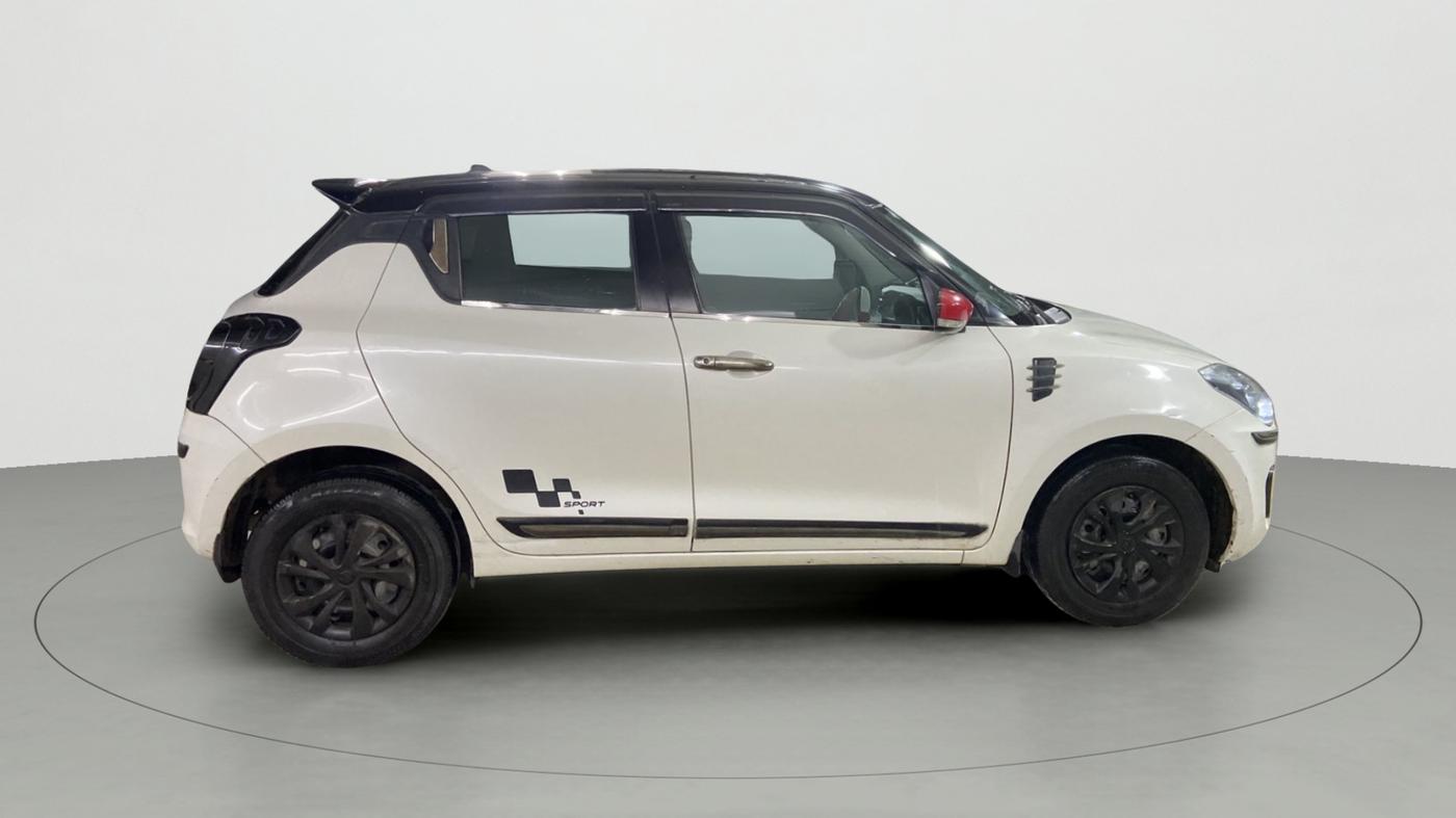 2018 Maruti Swift VXI AMT, Petrol, Automatic, 51,706 km, Right Side View