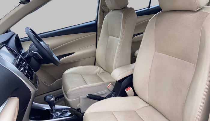 2020 Toyota YARIS VX CVT, Petrol, Automatic, 22,541 km, Right Side Front Door Cabin