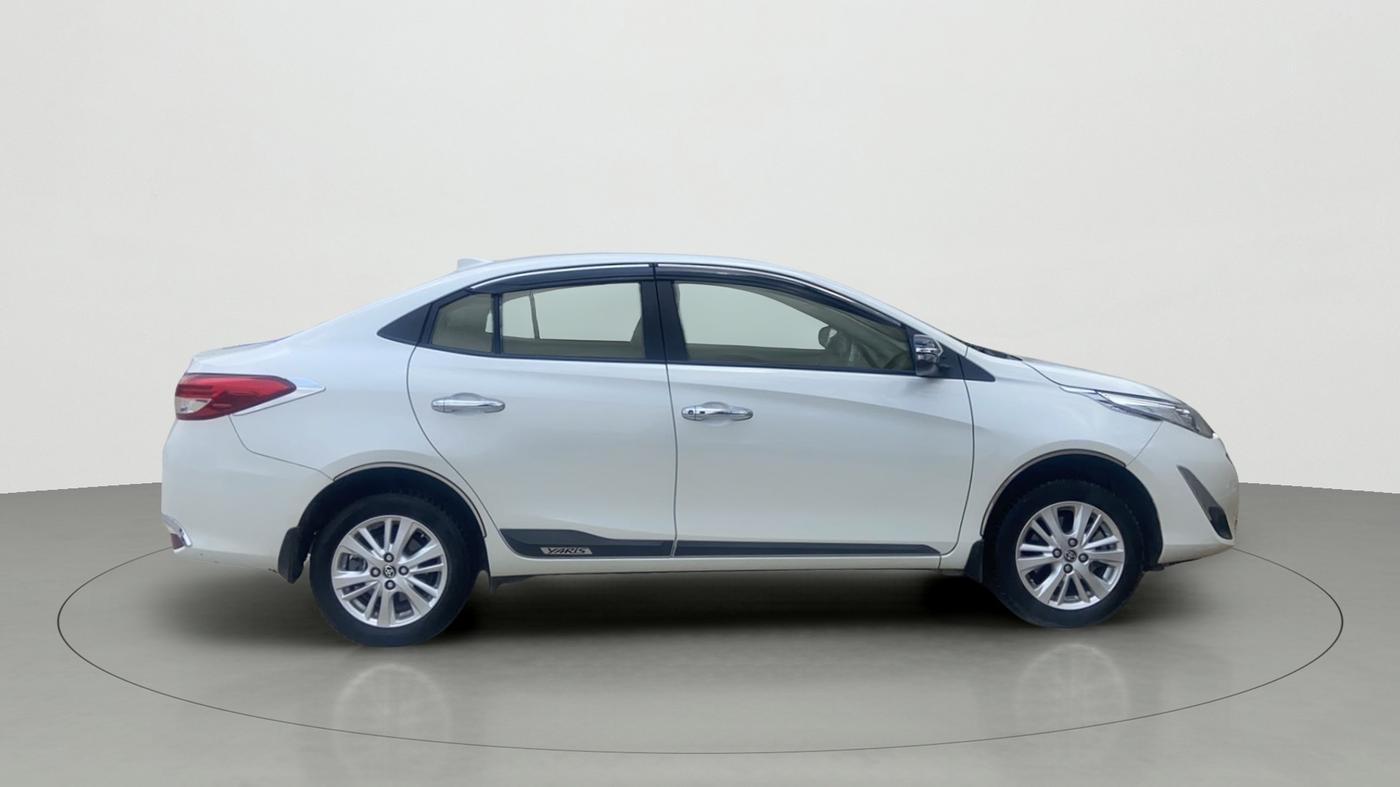 2020 Toyota YARIS VX CVT, Petrol, Automatic, 22,541 km, Right Side View