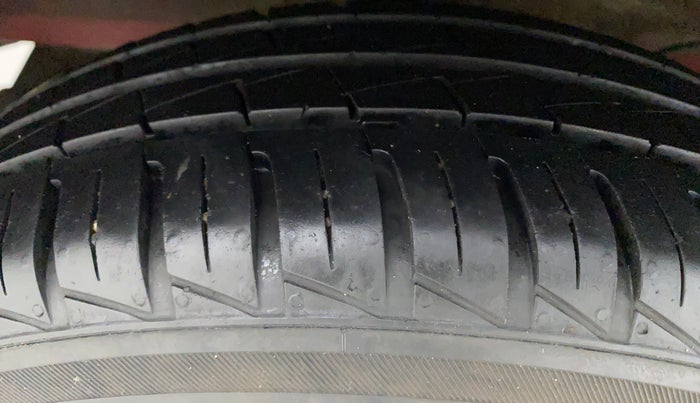 2021 Hyundai NEW SANTRO MAGNA, Petrol, Manual, 18,055 km, Right Rear Tyre Tread