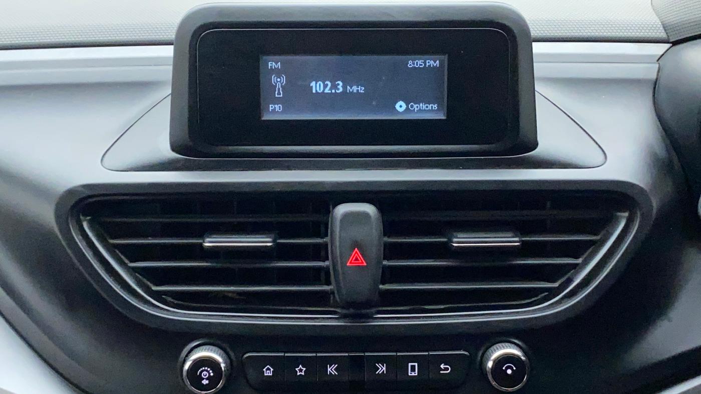 2021 Tata ALTROZ XE PETROL, Petrol, Manual, 39,436 km, Infotainment System