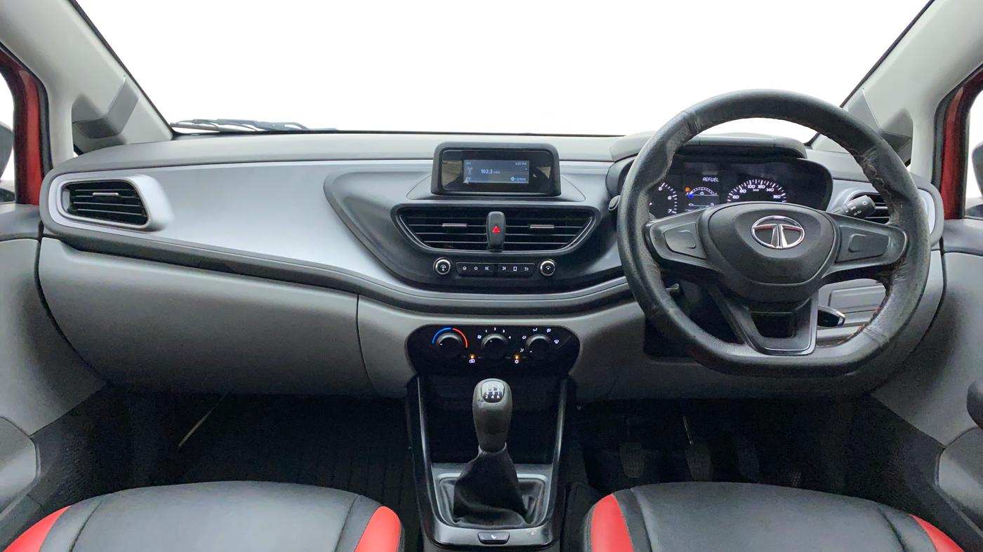 2021 Tata ALTROZ XE PETROL, Petrol, Manual, 39,436 km, Dashboard