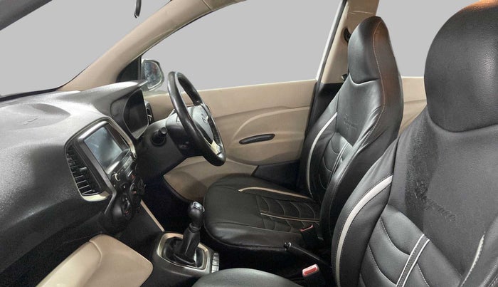 2019 Hyundai NEW SANTRO SPORTZ CNG, CNG, Manual, 83,013 km, Right Side Front Door Cabin