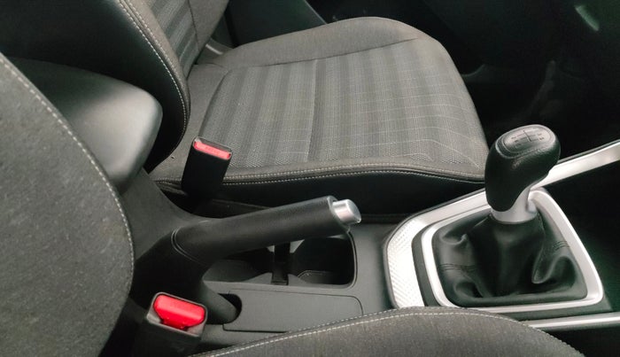 2023 KIA SONET HTK PLUS 1.0 IMT, Petrol, Manual, 28,540 km, Gear Lever