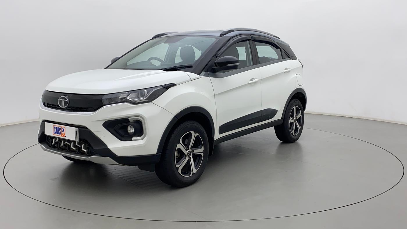 2022 Tata NEXON XZA PLUS (O) PETROL DUAL TONE, Petrol, Automatic, 17,665 km, Left Front Diagonal