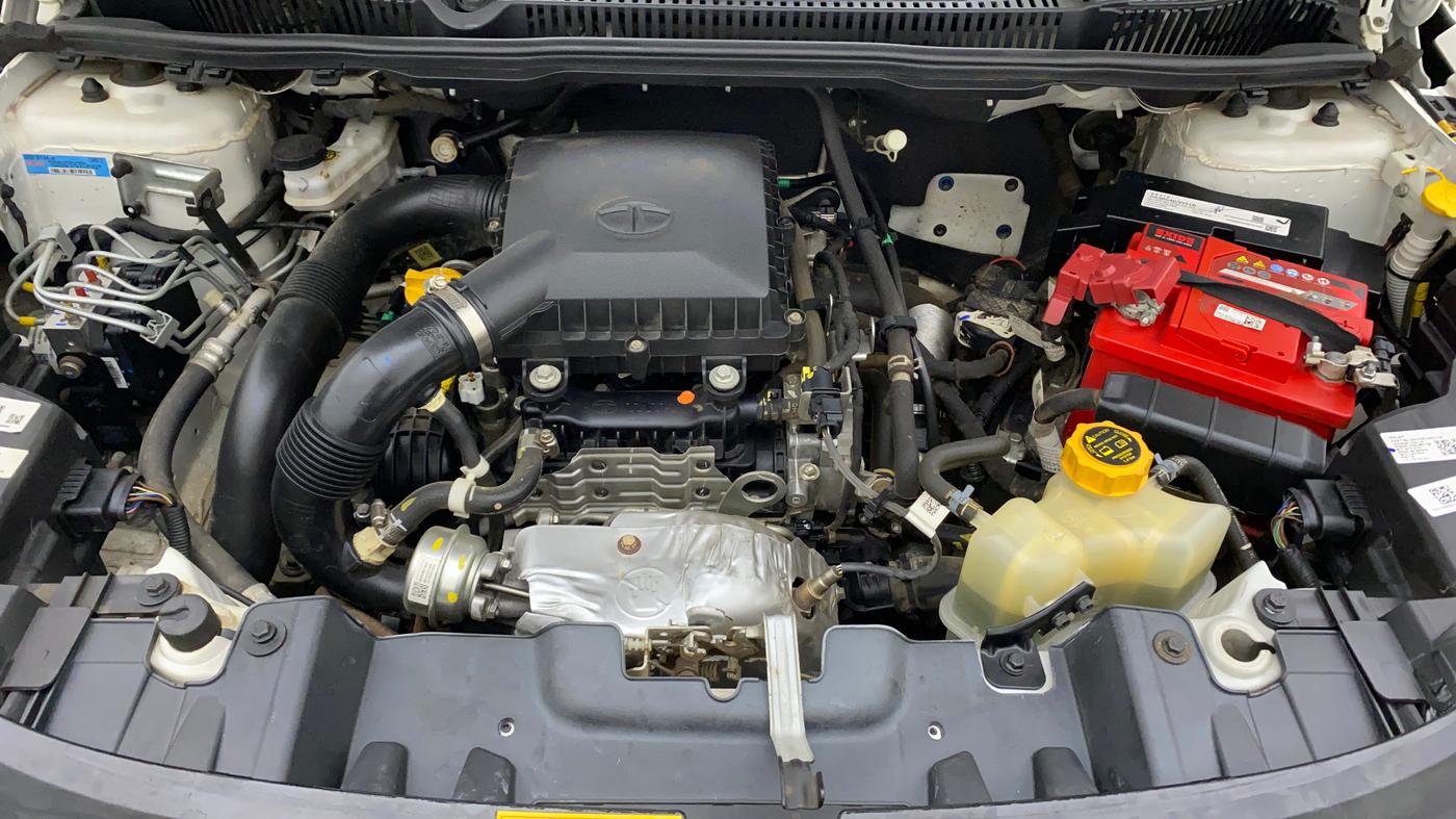 2022 Tata NEXON XZA PLUS (O) PETROL DUAL TONE, Petrol, Automatic, 17,665 km, Open Bonet