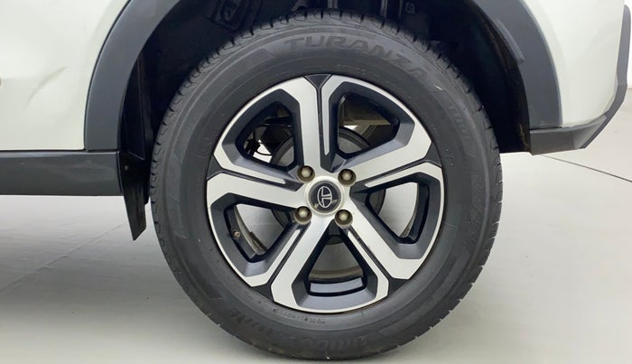 2022 Tata NEXON XZA PLUS (O) PETROL DUAL TONE, Petrol, Automatic, 17,665 km, Left Rear Wheel