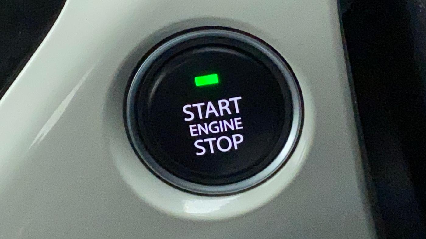 2022 Tata NEXON XZA PLUS (O) PETROL DUAL TONE, Petrol, Automatic, 17,665 km, Keyless Start/ Stop Button