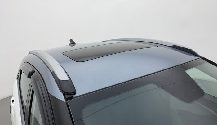 2022 Tata NEXON XZA PLUS (O) PETROL DUAL TONE, Petrol, Automatic, 17,665 km, Roof
