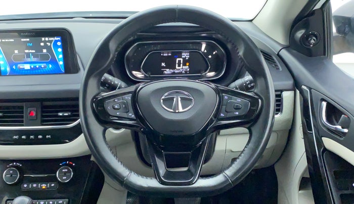 2022 Tata NEXON XZA PLUS (O) PETROL DUAL TONE, Petrol, Automatic, 17,665 km, Steering Wheel Close Up