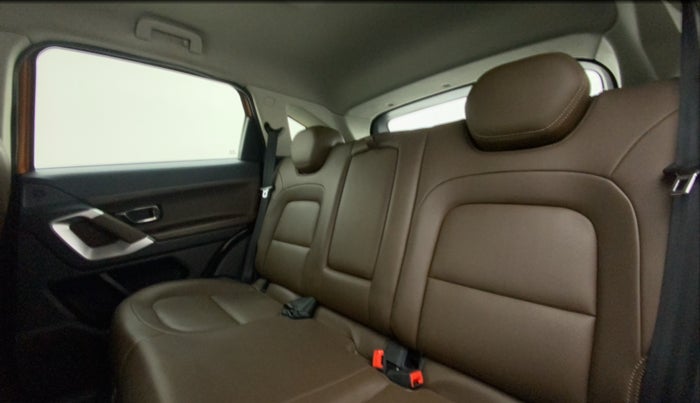 2019 Tata Harrier XZ 2.0L, Diesel, Manual, 22,712 km, Right Side Rear Door Cabin