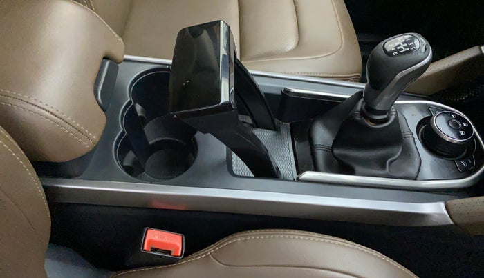 2019 Tata Harrier XZ 2.0L, Diesel, Manual, 22,712 km, Gear Lever