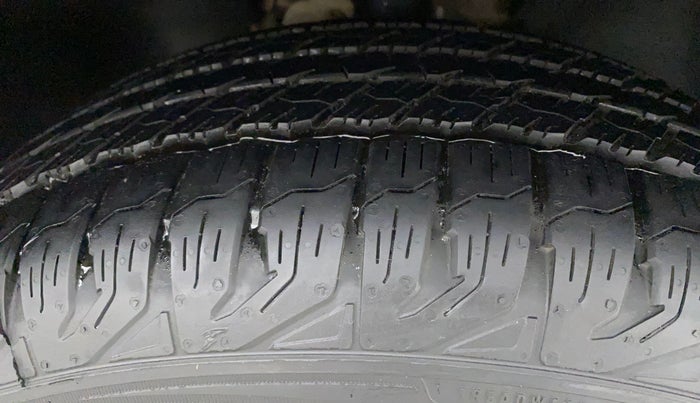 2019 Tata Harrier XZ 2.0L, Diesel, Manual, 22,712 km, Right Front Tyre Tread