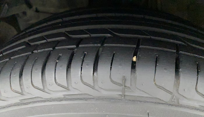 2017 Honda WR-V 1.5L I-DTEC VX MT, Diesel, Manual, 50,307 km, Left Front Tyre Tread