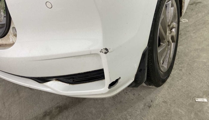 2022 Honda Jazz 1.2L I-VTEC VX CVT, Petrol, Automatic, 11,077 km, Rear bumper - Paint is slightly damaged