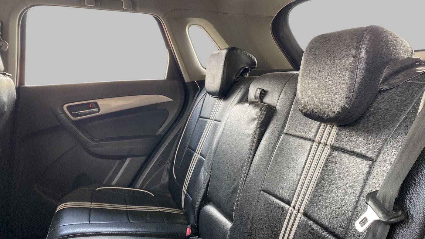 2016 Maruti Vitara Brezza ZDI PLUS DUAL TONE, Diesel, Manual, 59,640 km, Right Side Rear Door Cabin