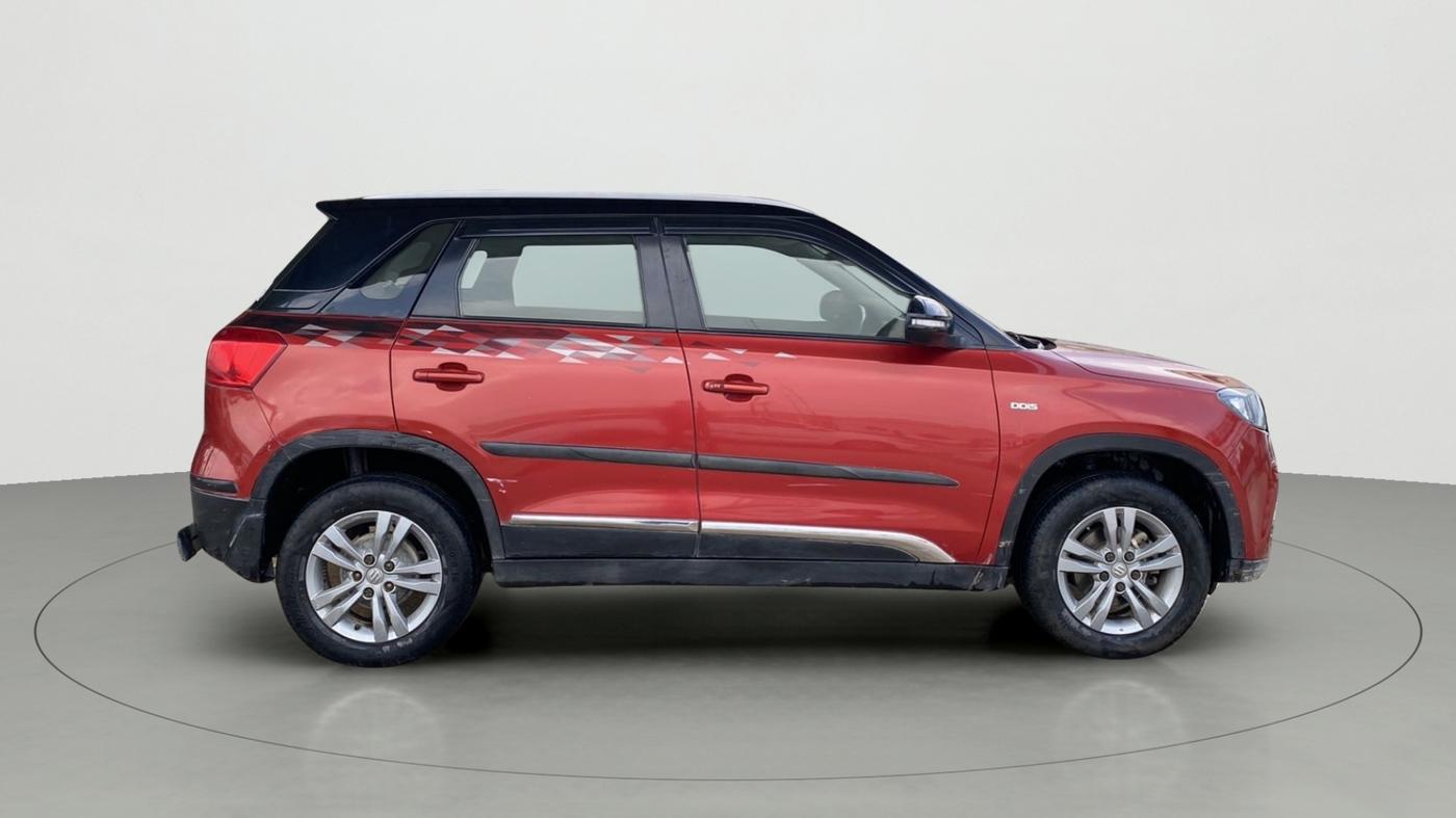 2016 Maruti Vitara Brezza ZDI PLUS DUAL TONE, Diesel, Manual, 59,640 km, Right Side View
