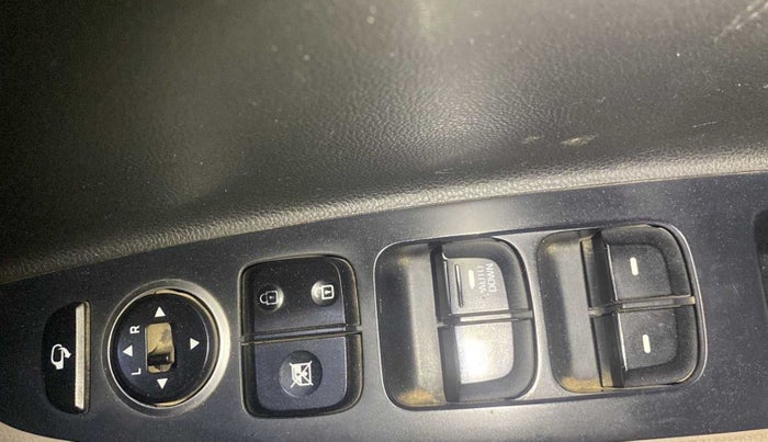 2014 Hyundai Grand i10 ASTA 1.2 KAPPA VTVT, Petrol, Manual, 70,039 km, Right front window switch / handle - Child Lock not working for windows