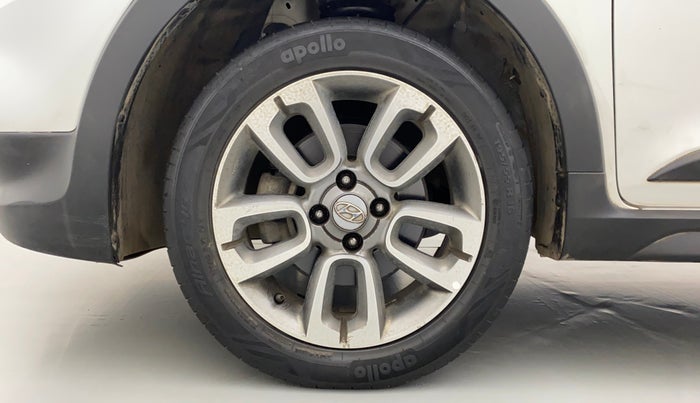 2017 Hyundai i20 Active 1.2 SX, Petrol, Manual, 32,902 km, Left Front Wheel
