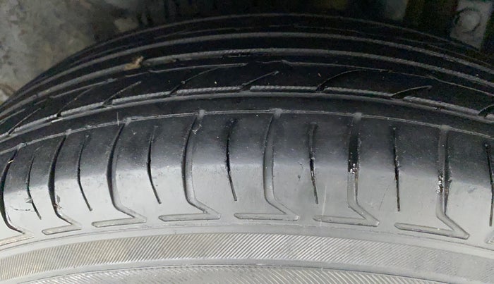 2015 Maruti Swift Dzire VDI, Diesel, Manual, 93,441 km, Left Rear Tyre Tread
