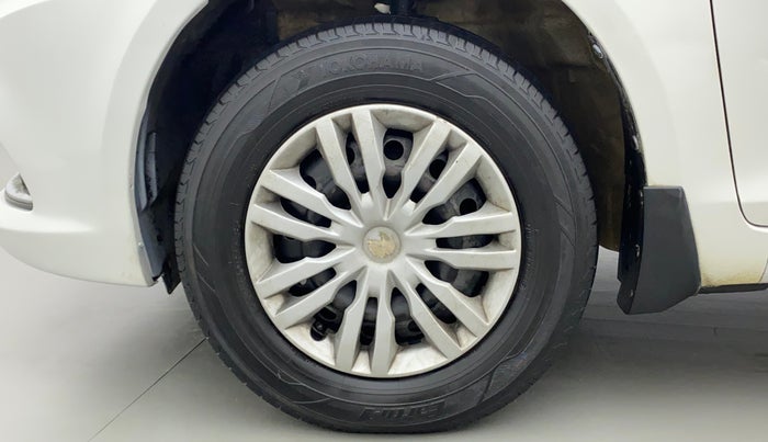 2015 Maruti Swift Dzire VDI, Diesel, Manual, 93,441 km, Left Front Wheel