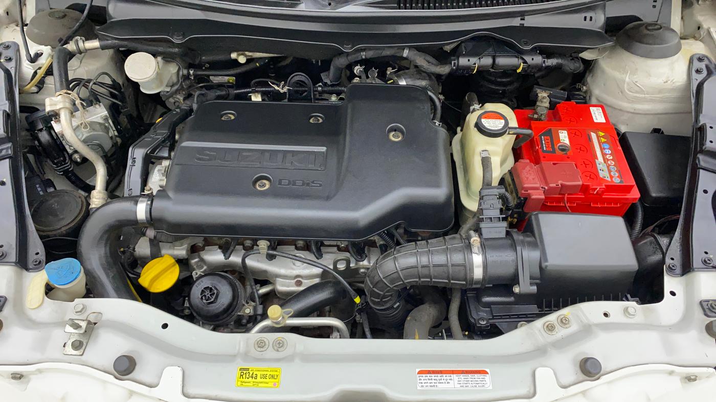 2015 Maruti Swift Dzire VDI, Diesel, Manual, 93,441 km, Open Bonet