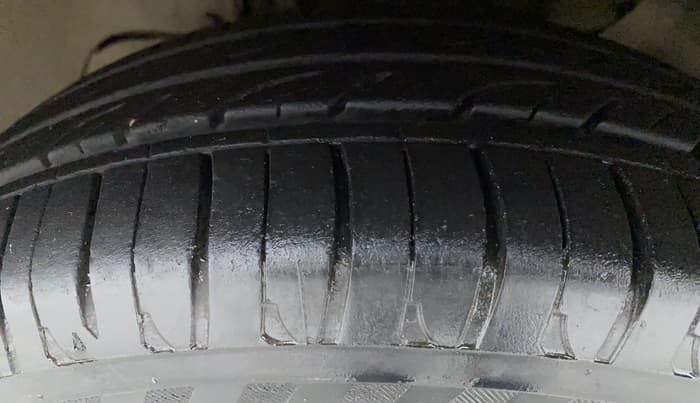 2017 Tata TIGOR XT DIESEL, Diesel, Manual, 42,517 km, Left Front Tyre Tread