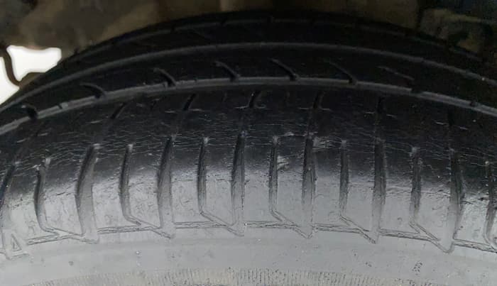 2017 Tata TIGOR XT DIESEL, Diesel, Manual, 42,517 km, Right Rear Tyre Tread