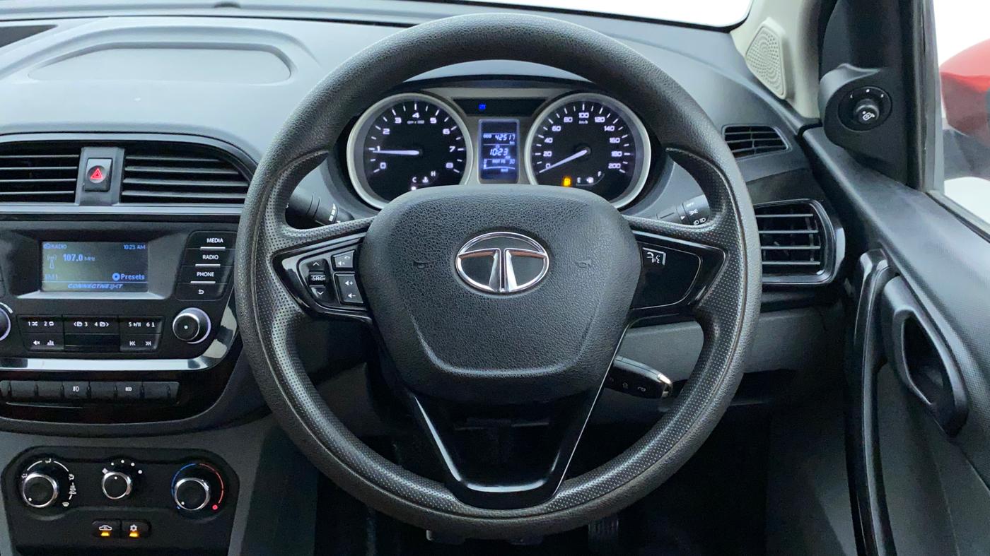 2017 Tata TIGOR XT DIESEL, Diesel, Manual, 42,517 km, Steering Wheel Close Up
