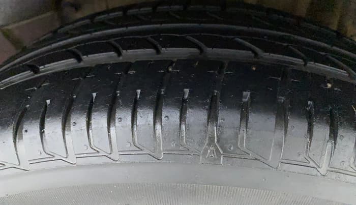2017 Tata TIGOR XT DIESEL, Diesel, Manual, 42,517 km, Left Rear Tyre Tread