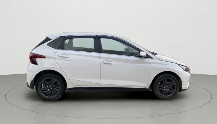 2020 Hyundai NEW I20 SPORTZ 1.2 MT, Petrol, Manual, 34,139 km, Right Side View