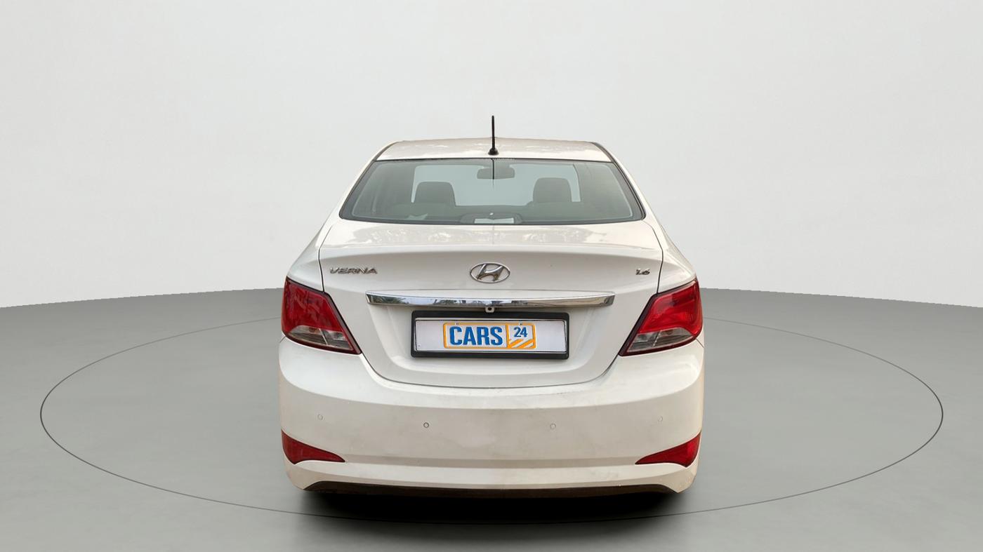 2015 Hyundai Verna FLUIDIC 1.6 CRDI S(O) 4S, Diesel, Manual, 95,690 km, Back/Rear
