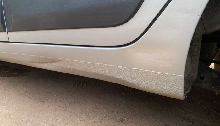 2016 Hyundai Grand i10 ASTA (O) AT 1.2 KAPPA VTVT, Petrol, Automatic, 38,247 km, Left running board - Slightly dented