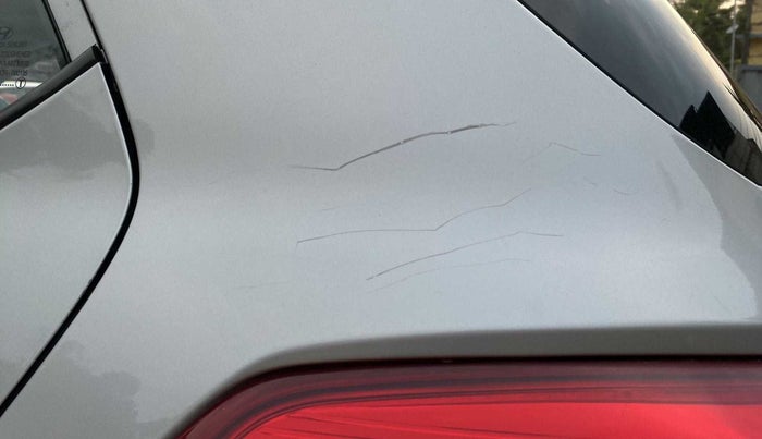 2016 Hyundai Grand i10 ASTA (O) AT 1.2 KAPPA VTVT, Petrol, Automatic, 38,247 km, Left quarter panel - Minor scratches