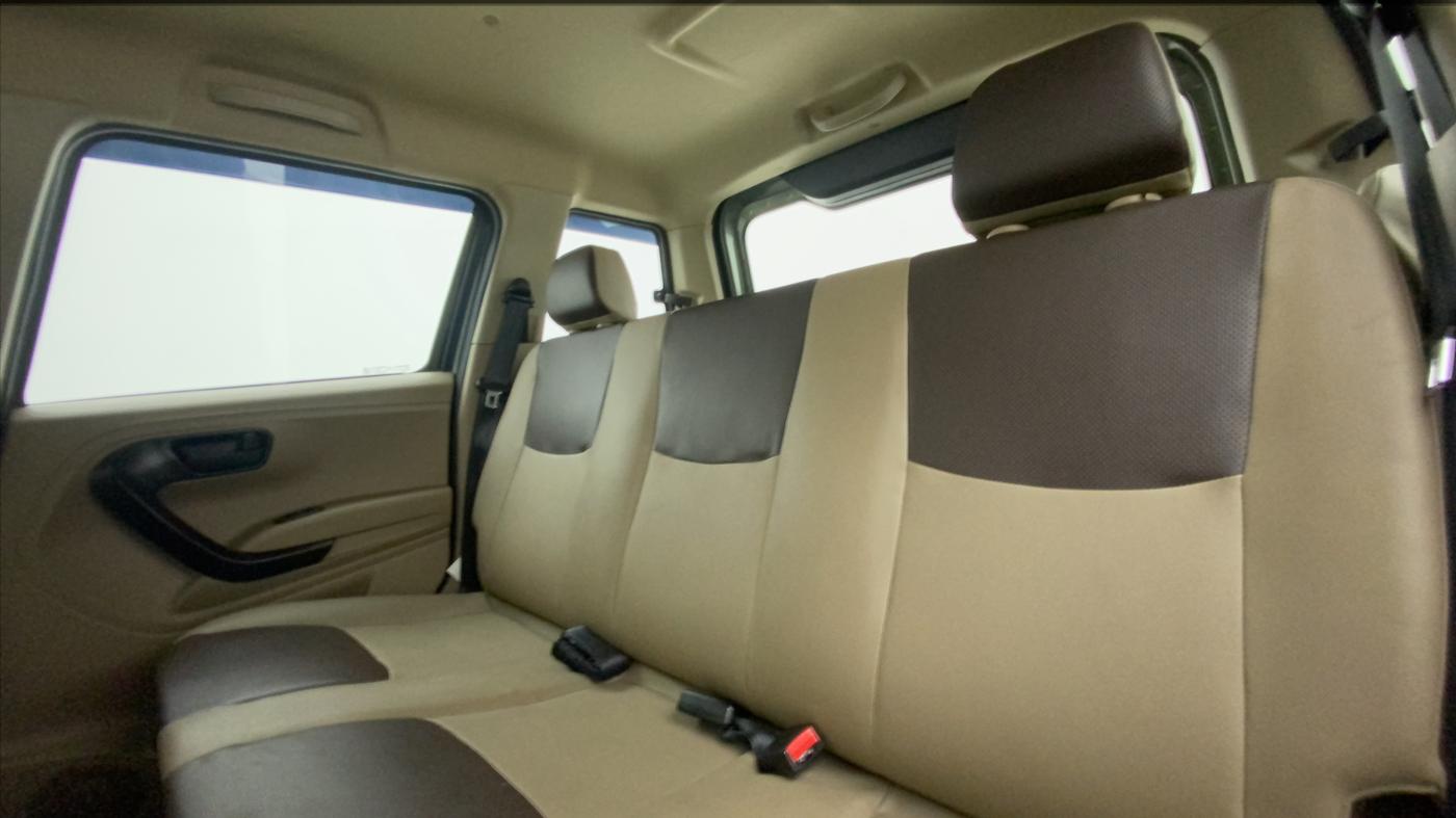 2022 Mahindra BOLERO NEO N 4, Diesel, Manual, 13,159 km, Right Side Rear Door Cabin
