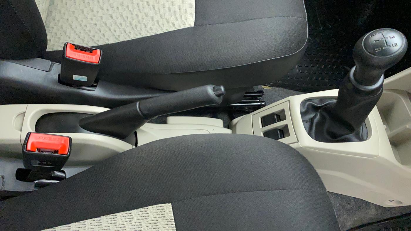 2019 Maruti Alto VXI, Petrol, Manual, 18,501 km, Gear Lever