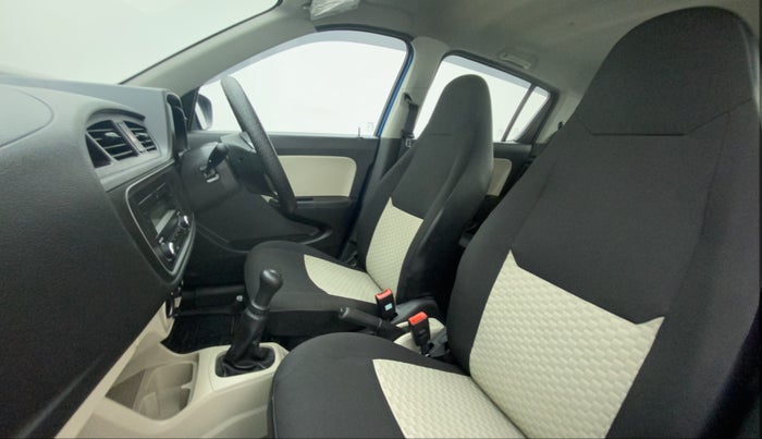 2019 Maruti Alto VXI, Petrol, Manual, 18,501 km, Right Side Front Door Cabin