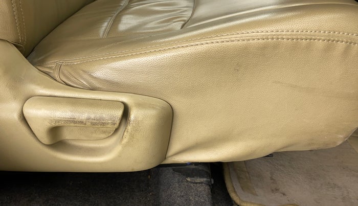 2016 Honda Amaze 1.2L I-VTEC E, Petrol, Manual, 59,395 km, Driver Side Adjustment Panel