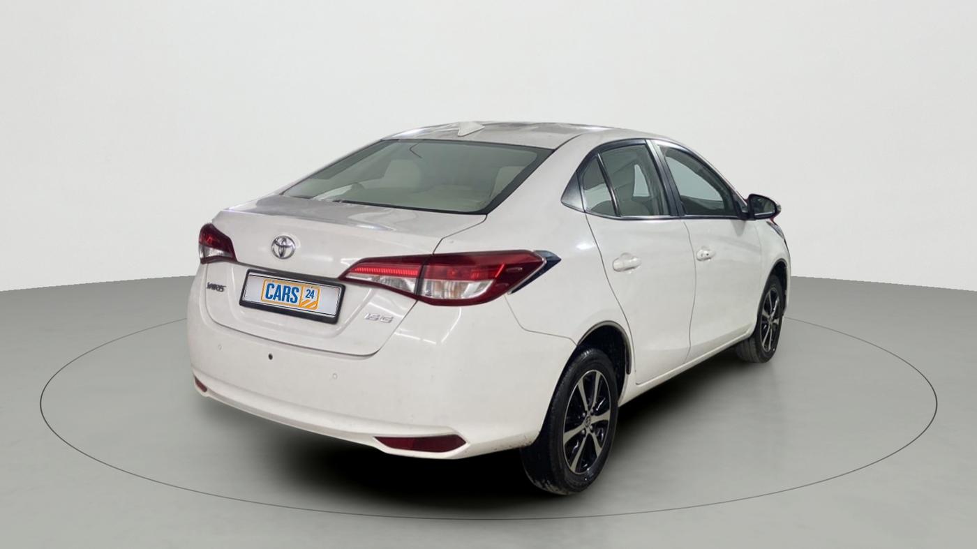 2021 Toyota YARIS G MT, Petrol, Manual, 8,053 km, Right Back Diagonal