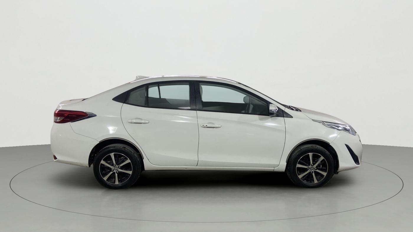 2021 Toyota YARIS G MT, Petrol, Manual, 8,053 km, Right Side View