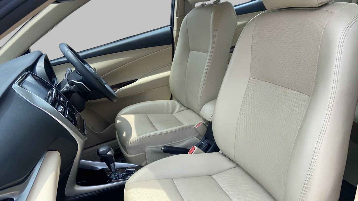 2020 Toyota YARIS VX CVT, Petrol, Automatic, 7,316 km, Right Side Front Door Cabin