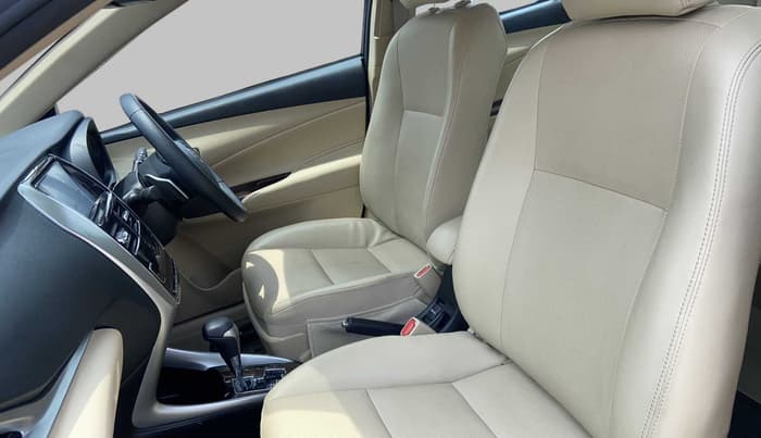 2020 Toyota YARIS VX CVT, Petrol, Automatic, 7,316 km, Right Side Front Door Cabin
