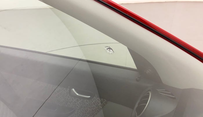 2018 Maruti Alto 800 LXI, Petrol, Manual, 68,347 km, Front windshield - Minor spot on windshield