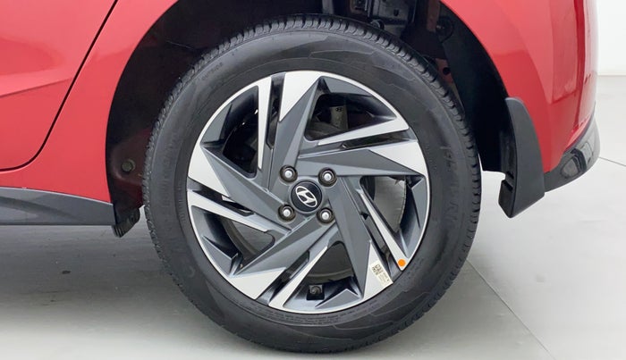 2021 Hyundai NEW I20 ASTA (O) 1.5 CRDI MT, Diesel, Manual, 11,237 km, Left Rear Wheel