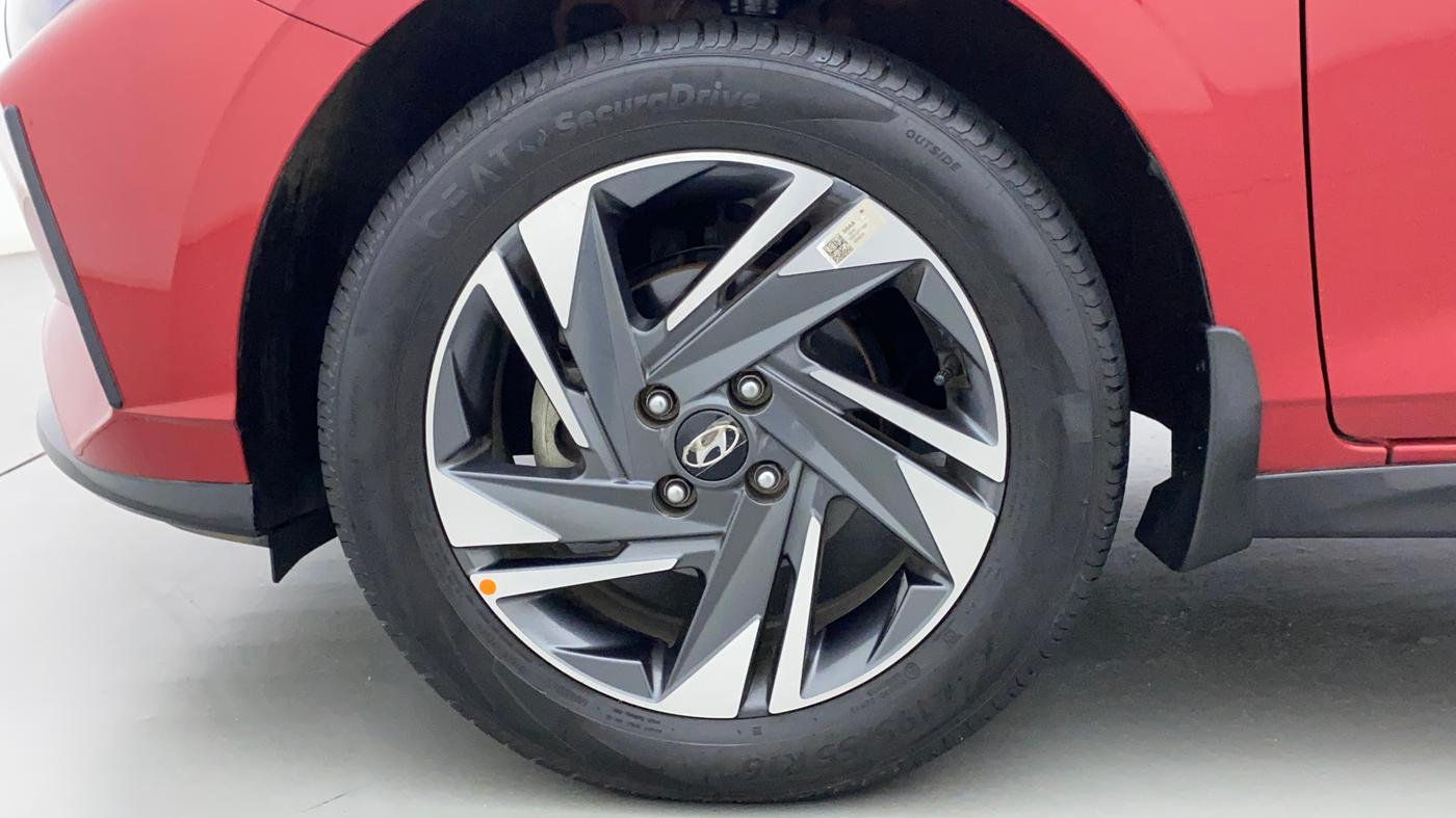 2021 Hyundai NEW I20 ASTA (O) 1.5 CRDI MT, Diesel, Manual, 11,237 km, Left Front Wheel
