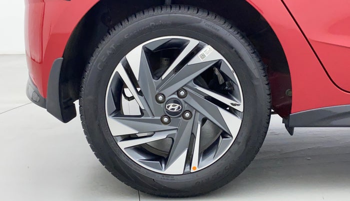 2021 Hyundai NEW I20 ASTA (O) 1.5 CRDI MT, Diesel, Manual, 11,237 km, Right Rear Wheel