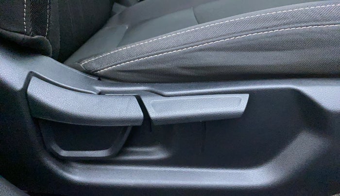2021 Hyundai NEW I20 ASTA (O) 1.5 CRDI MT, Diesel, Manual, 11,237 km, Driver Side Adjustment Panel