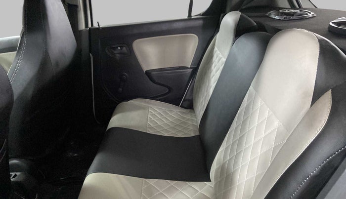 2017 Maruti Alto K10 LXI CNG (AIRBAG), CNG, Manual, 71,284 km, Right Side Rear Door Cabin