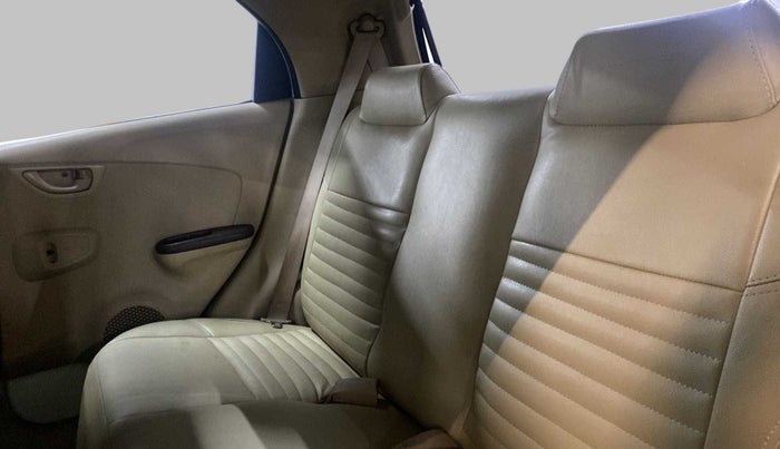 2013 Honda Brio S MT, Petrol, Manual, 86,614 km, Right Side Rear Door Cabin